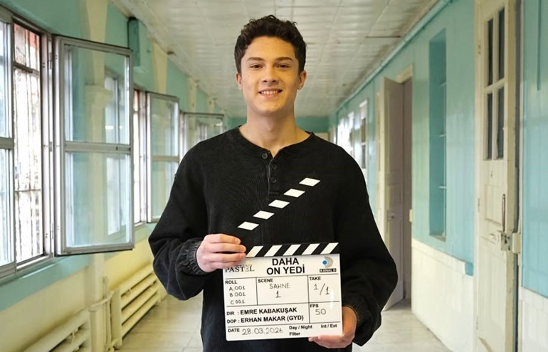 Bir aile hikayesi Daha On Yedi sete çıktı