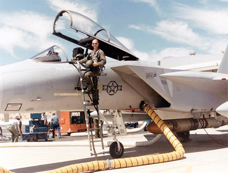 Savaş pilotunun hayat bağları