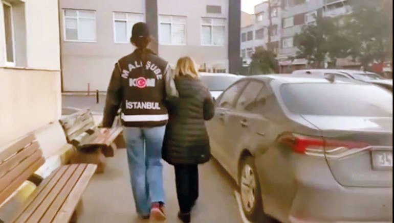 Üsküdar Belediyesi’ne ‘İskân’ operasyonu