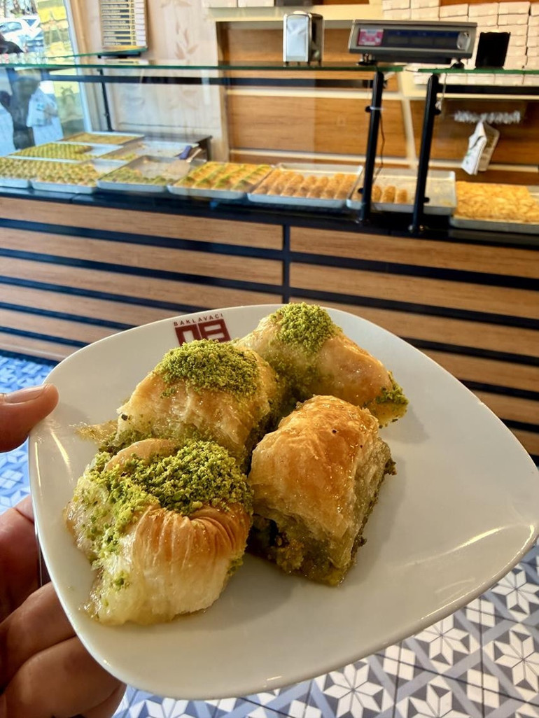 Kelimelerin kokusu yok...