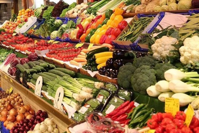 Ticaret Bakanlığından zincir marketlere fahiş fiyat incelemesi... Sebze-meyve fiyatlarında büyük fark