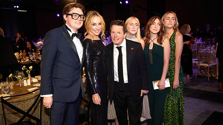  Merak etmeyin, bir yere gitmedim, buradayım