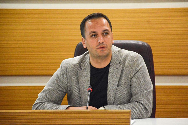  Belediye Başkanı Ömer Eşki dahil 4 kişi gözaltına alındı