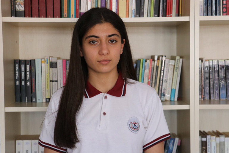 Kadın öğretmenlerden kızlara YKS desteği