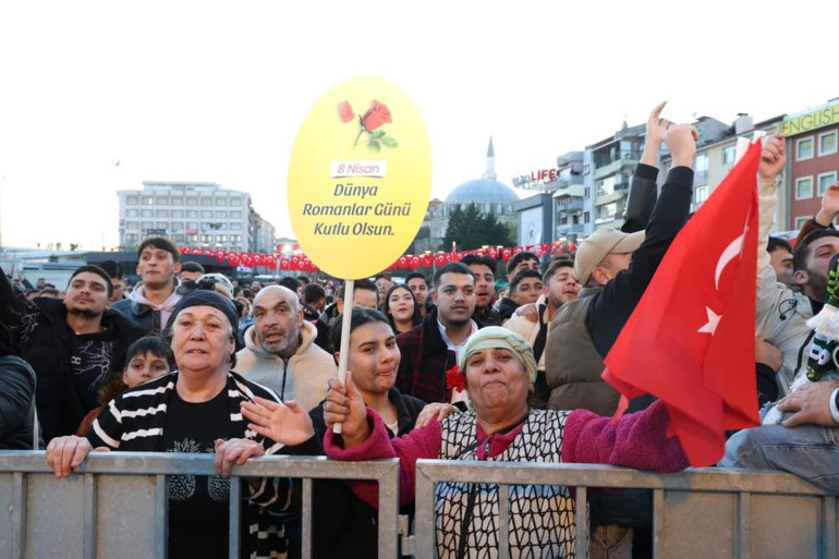 İzmitte Roman kültürü rüzgarı esti