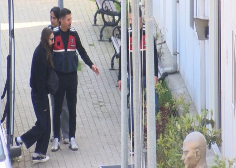 Ünlülere yönelik uyuşturucu operasyonunda yeni gelişme… 5 şüpheli adliyeye sevk edildi