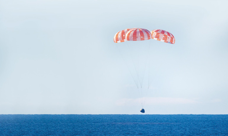 Ay yolcuları döndü... Artemis II 10 günlük uzay turunu başarıyla tamamlandı