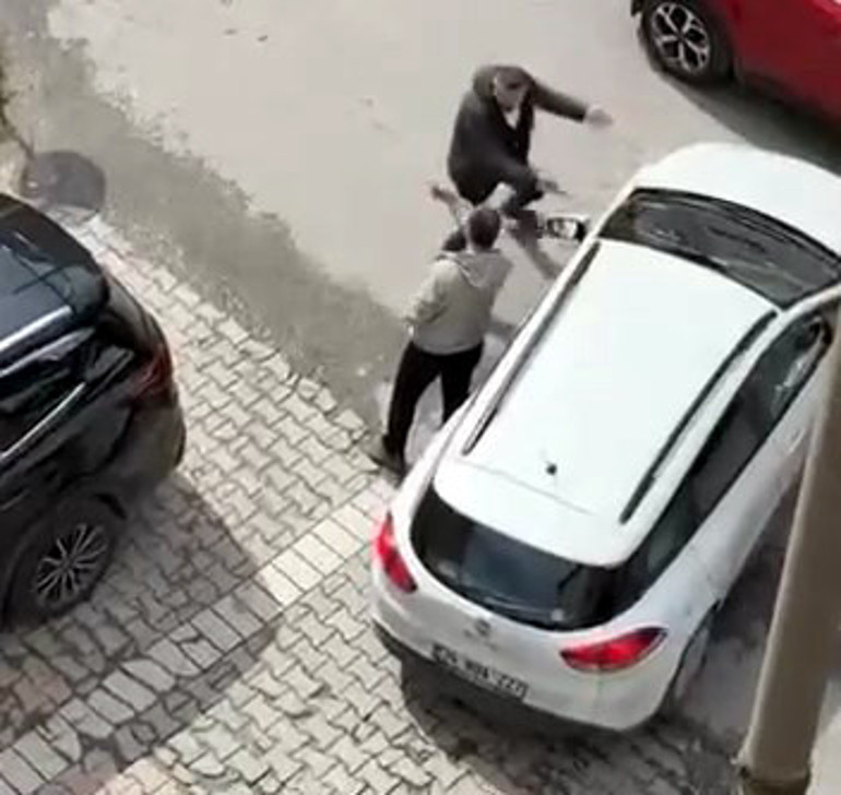 Ters yönden girdi, tartışma çıkardı, araya giren mahalle sakininin üzerine yürüdü