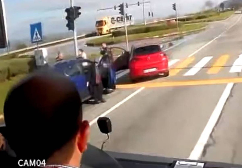 Kanseri yenen öğretmen trafik kavgasında hayatını kaybetmişti Saldırgan İlhan yapma, adam öldü çığlığına rağmen vurmuş