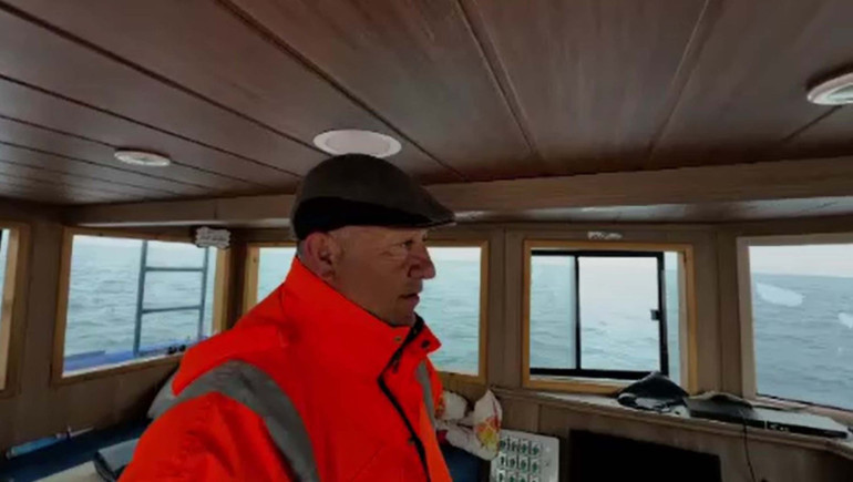  Türk Sahil Güvenliği, Yunan unsurlarını böyle kovaladı | Büyük, silahlı bir gemi yollamışlar