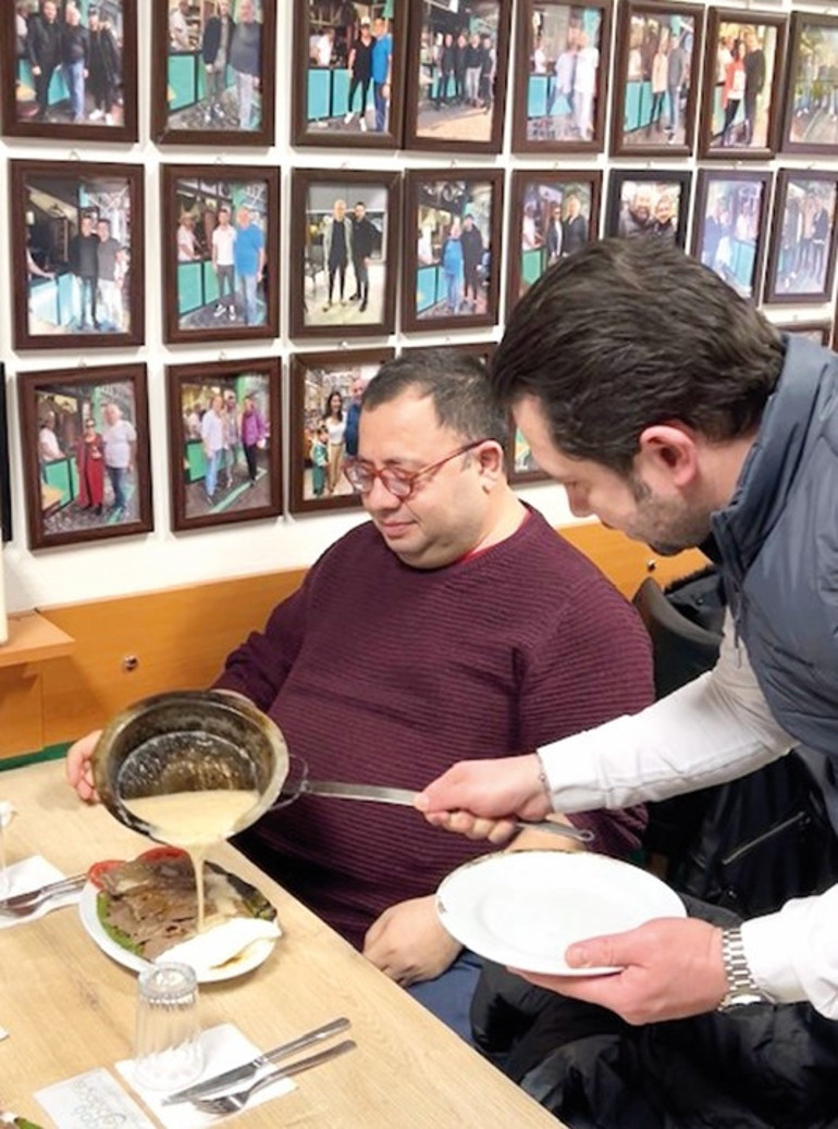 Suare Dergi yeni yaşını kutladı
