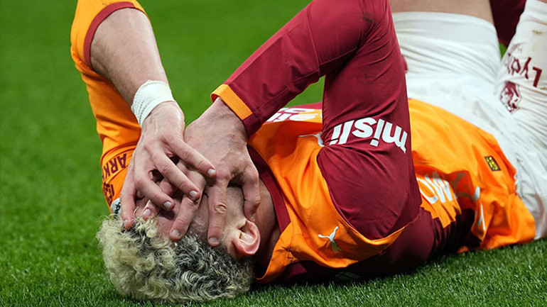 Okan Buruku kandırdı