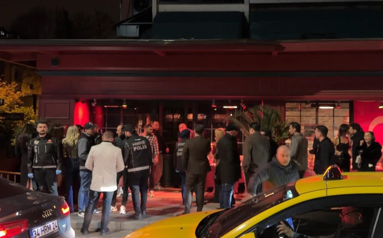 İstanbulda uyuşturucu operasyonu... Gözaltına alınan şüpheliler adliyeye sevk edildi