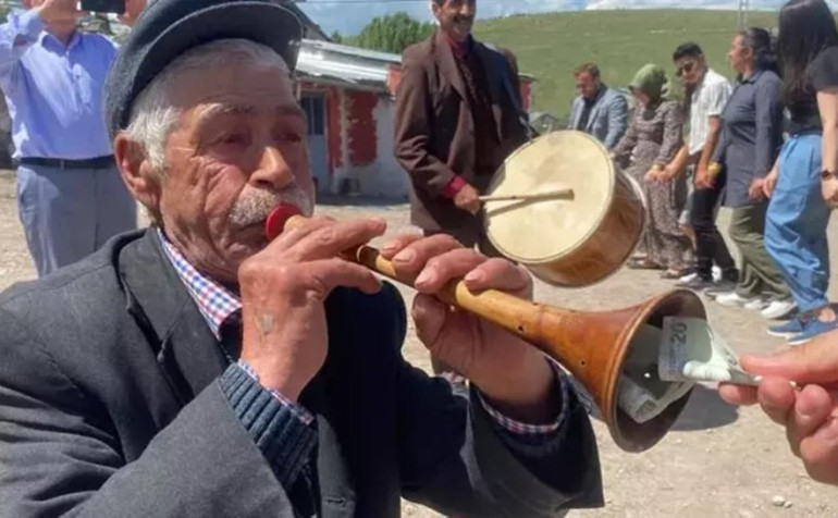  Acımı hafifletiyor