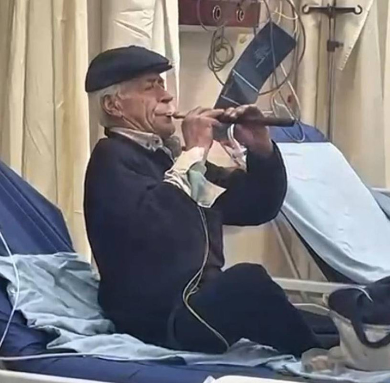  Acımı hafifletiyor