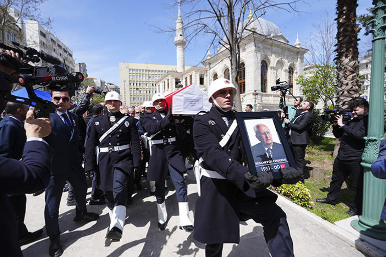 Eski TBMM Başkanı Hüsamettin Cindoruk son yolculuğuna uğurlandı