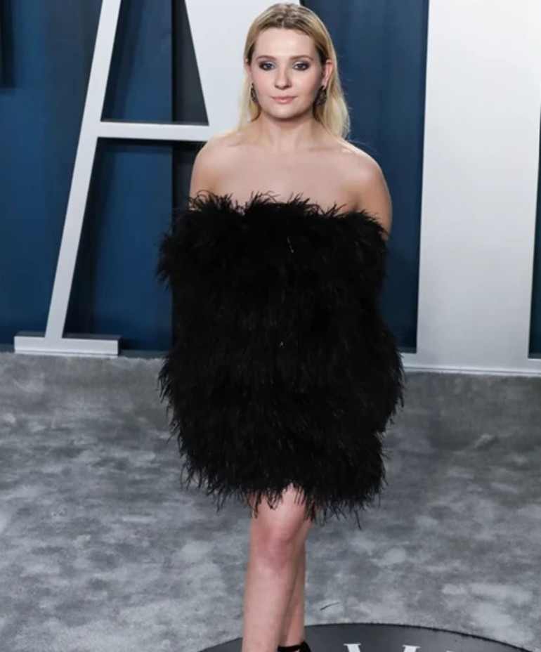 10 yaşında oynadığı rolle adını duyurmuştu… Şöhretin bedelini ağır ödedi… ‘Çirkin olan ben miyim’