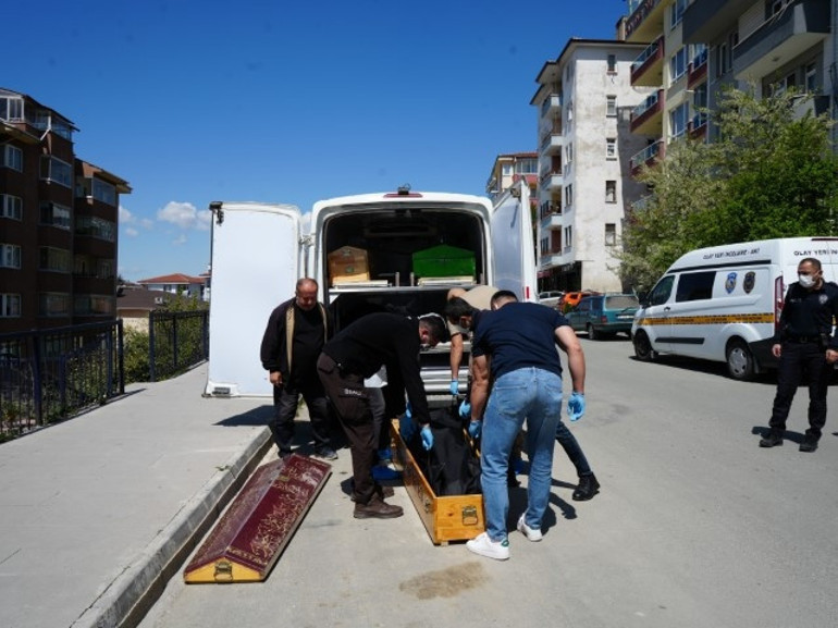 8 aylık hamile eşini katletti, çocuğuyla birlikte günlerce cesetle yaşadı | Cani koca konuştu, duruşma salonu buz kesti