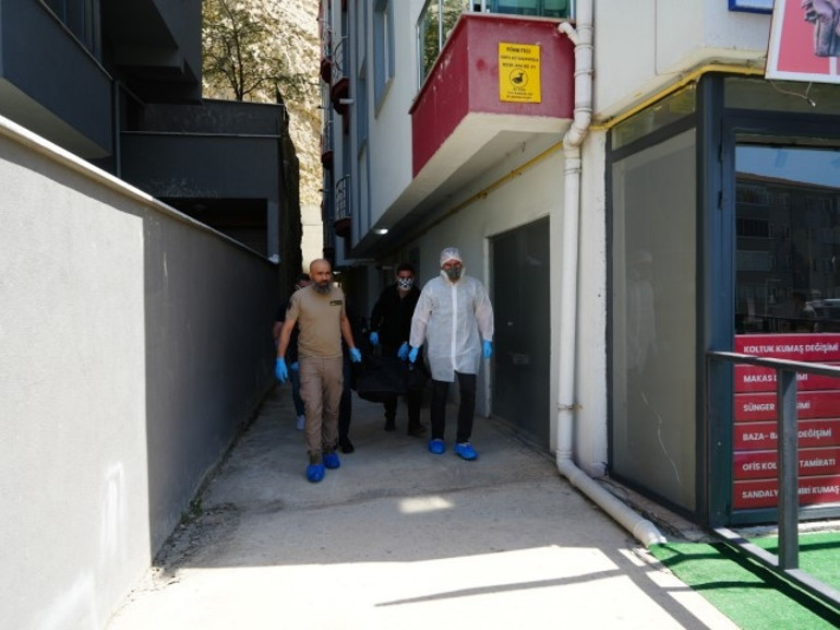 8 aylık hamile eşini katletti, çocuğuyla birlikte günlerce cesetle yaşadı | Cani koca konuştu, duruşma salonu buz kesti