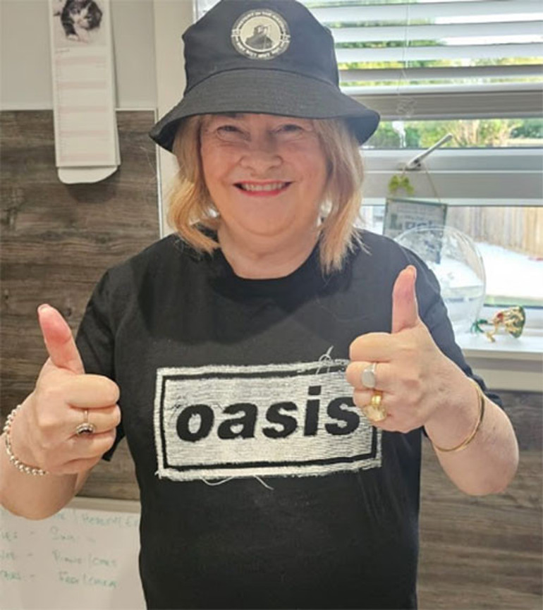  Paraları kasaya sakladı, en ucuzundan iki odalı ev aldı