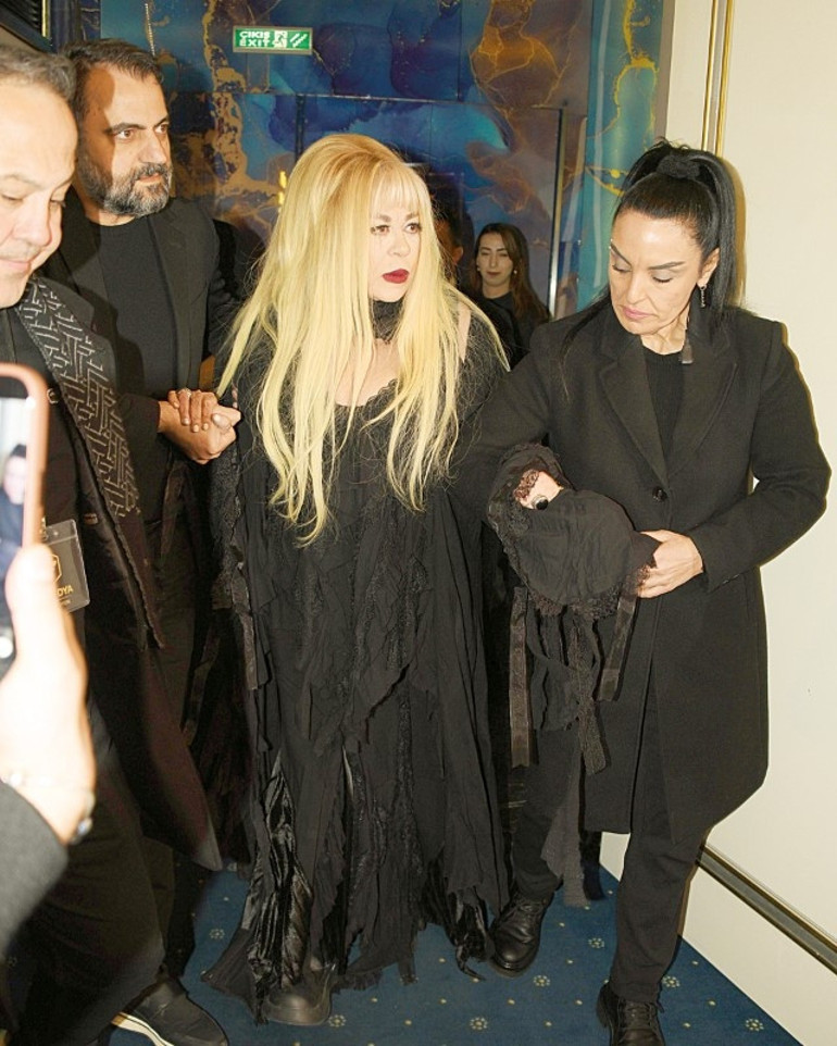 Cansevere moral gecesi