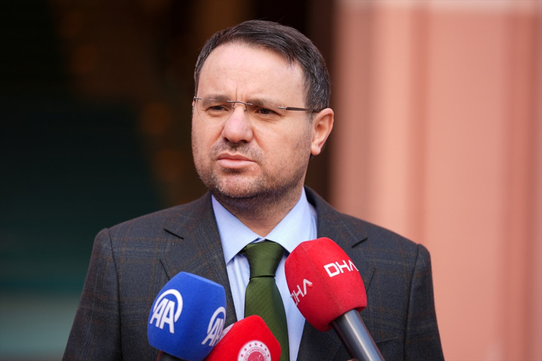 Kahramanmaraştaki okul saldırısında ölü ve yaralılar var | Bakanlar bölgeye gidiyor