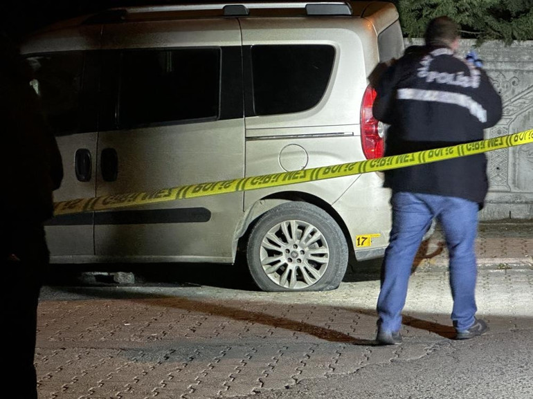 Sakaryada korku dolu dakikalar... Polisle 3 sokak boyunca çatıştı