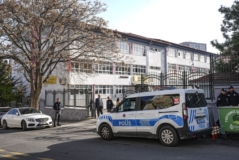 İçişleri Bakanlığında okul güvenliği zirvesi: Denetimler artırılacak, işbirlikleri yapılacak