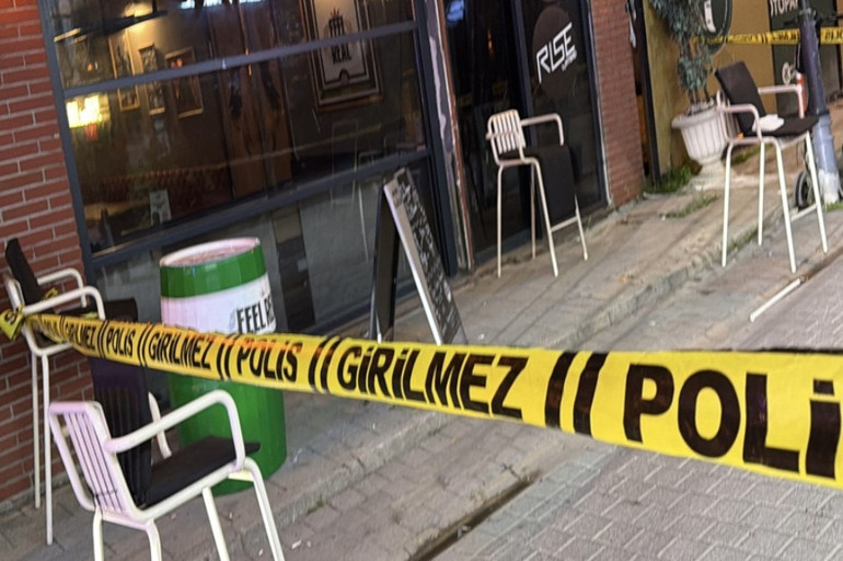 Eskişehir barlar sokağında kavga: 5 kişi yaralandı