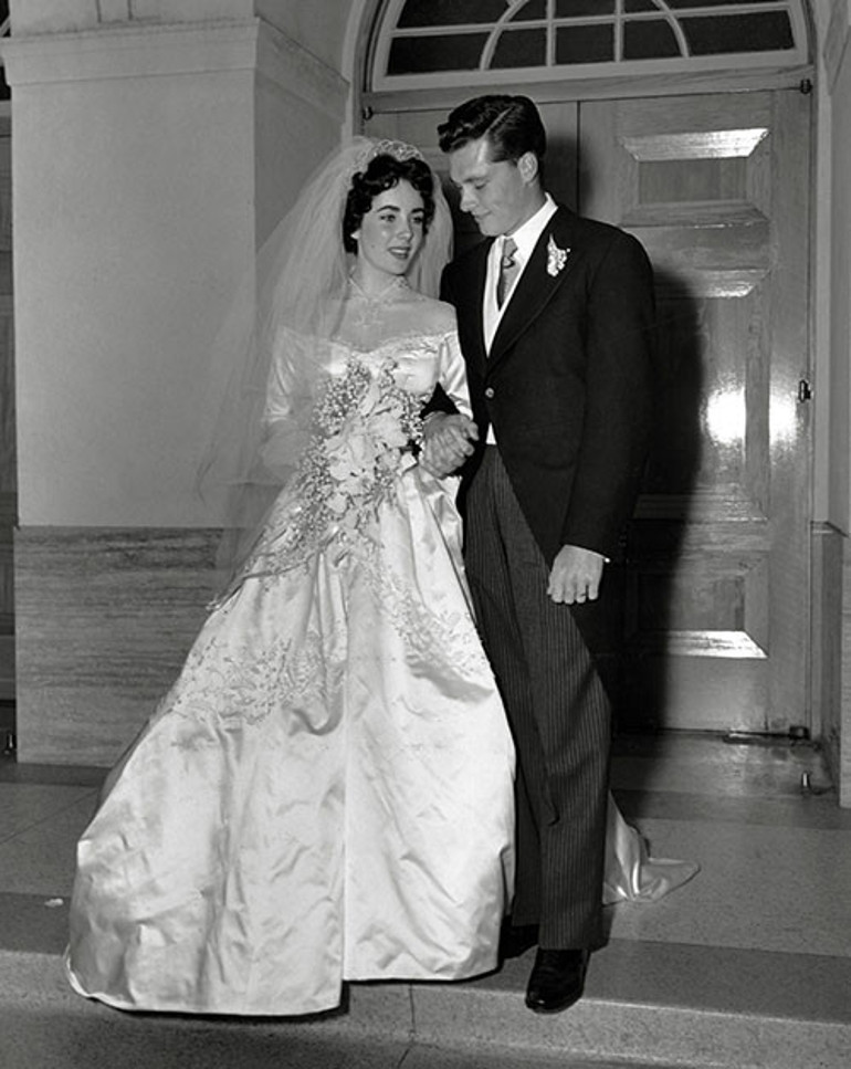  Hayallerindeki gelinliği çoktan buldu