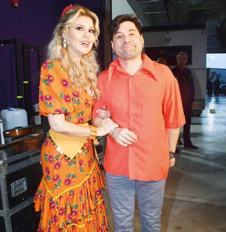 9 bin seyirciyle perde açtı