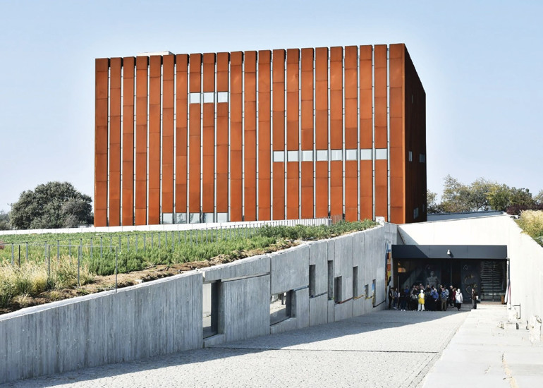 Manzarası da sanatı kadar etkileyici