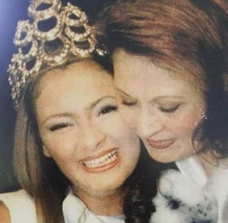 Pınar Altuğ: Babam vefat edince yeni hayatım başladı