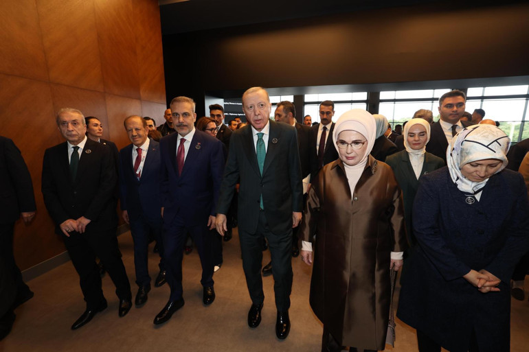 Diplomasinin kalbi Antalyada atıyor Cumhurbaşkanı Erdoğandan kritik görüşmeler