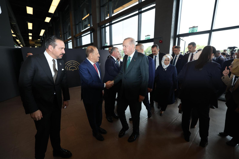 Diplomasinin kalbi Antalyada atıyor Cumhurbaşkanı Erdoğandan kritik görüşmeler