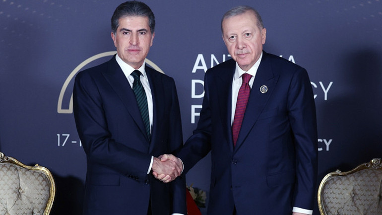 Diplomasinin kalbi Antalyada atıyor Cumhurbaşkanı Erdoğandan kritik görüşmeler
