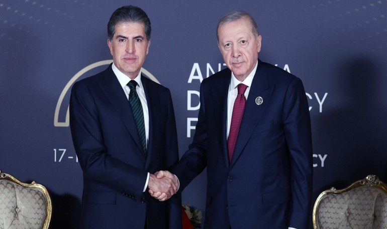 Diplomasinin kalbi Antalyada atıyor Cumhurbaşkanı Erdoğandan kritik görüşmeler