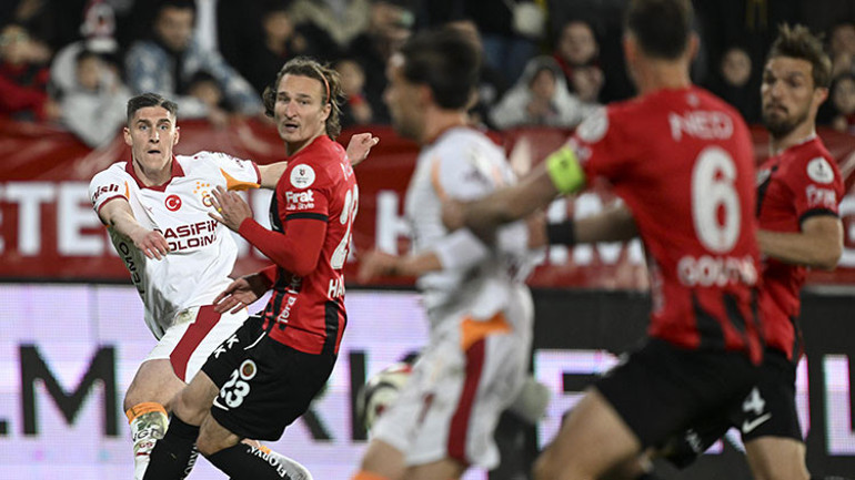 Gençlerbirliği-Galatasaray maçındaki VARdan iptal edilen golü Fırat Aydınus yorumladı Karar doğru mu