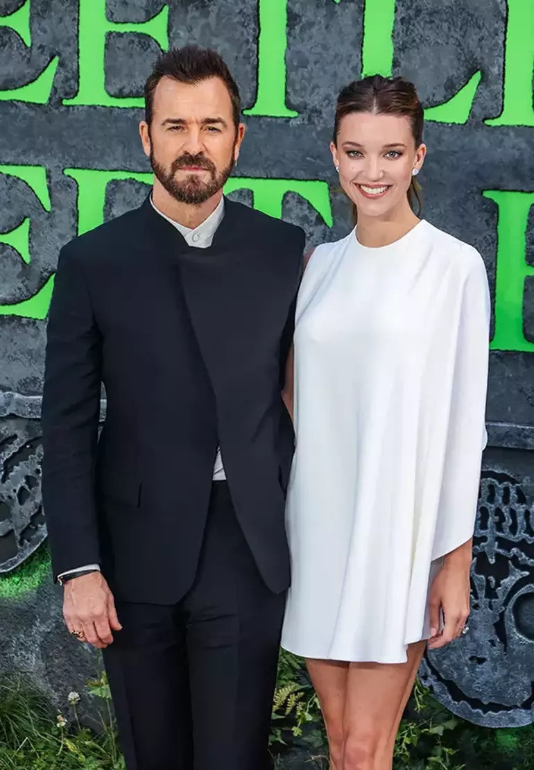 Mutluluğu ikinci evliliğinde bulmuştu… 54 yaşında ilk kez baba oldu