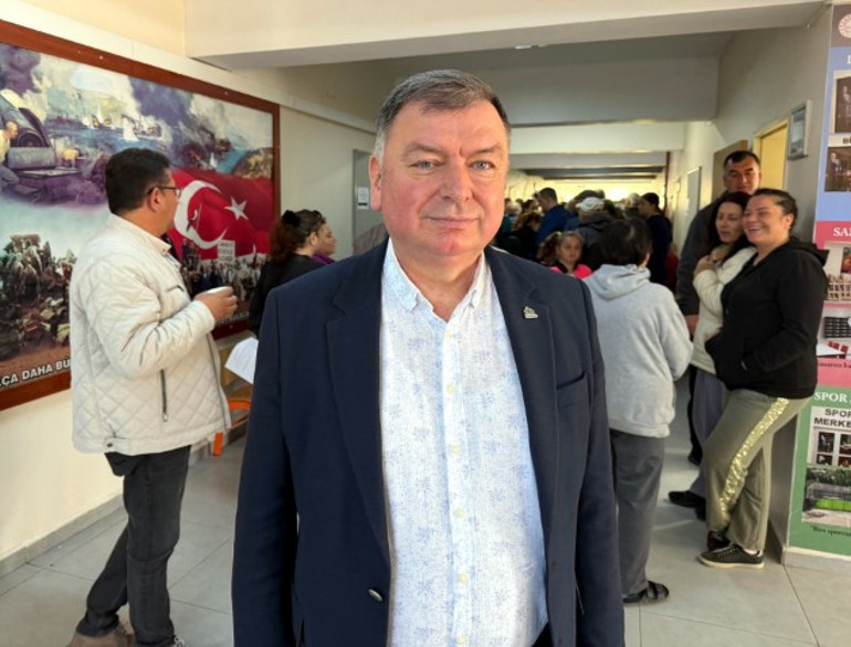 Bölgedeki çok sayıda vatandaş seçim sandığına gitti