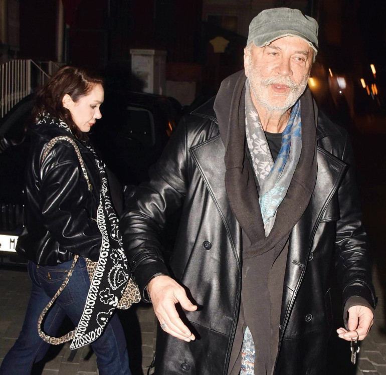 Arnavutköyde panik... Yüzünü sakladıkça dikkat çekiyorsun