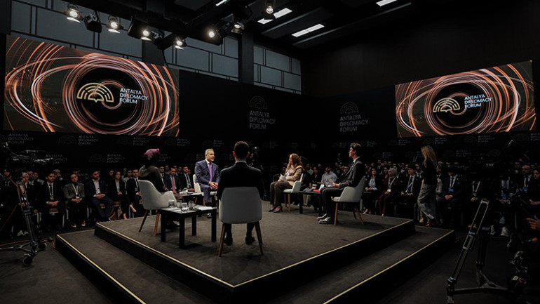  Türkiye, küresel sistemde ağırlığını artırıyor