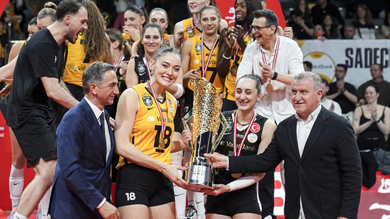 VakıfBank’ta şampiyonluk sonrası ayrılık