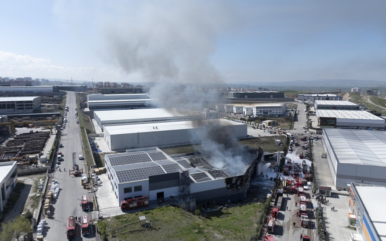 Ankarada boya fabrikasında yangın Kayıp işçinin cansız bedeni bulundu