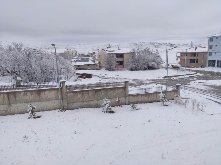  İlçe beyaza büründü