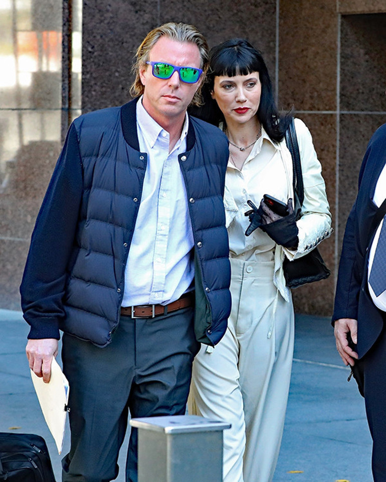 Ünlü şarkıcıya büyük şok… Yıllardır haberinin bile olmadığı gizli bir torunu varmış