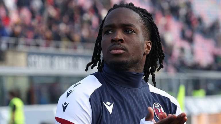 Galatasarayda Noa Lang geldiği gibi gidiyor Yerine İngiliz yıldız geliyor