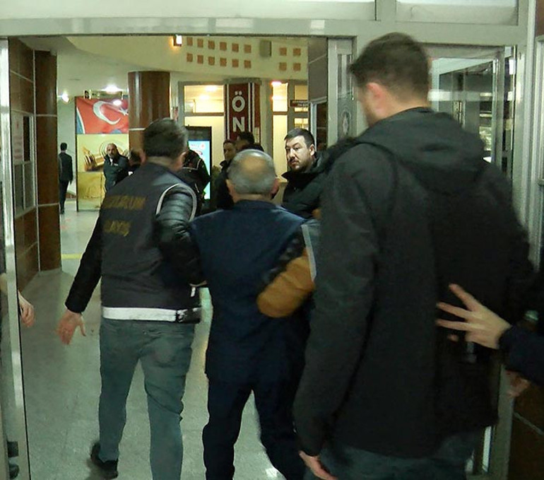  Ben devletin valisiyim, emniyette cevap vermem