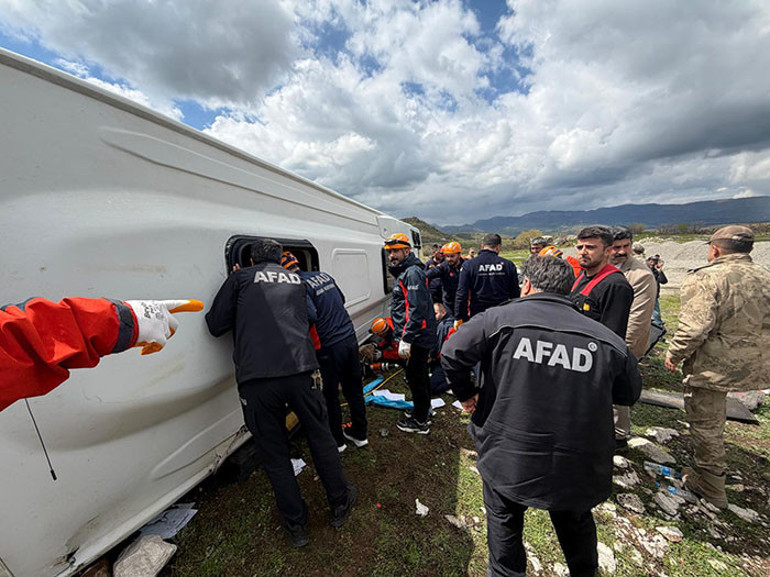  1 kişi hayatını kaybetti, 12 yaralı