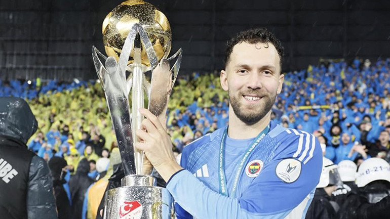 Trabzonspordan Fenerbahçeli oyuncuya resmi teklif Bedelsiz transfer olabilir